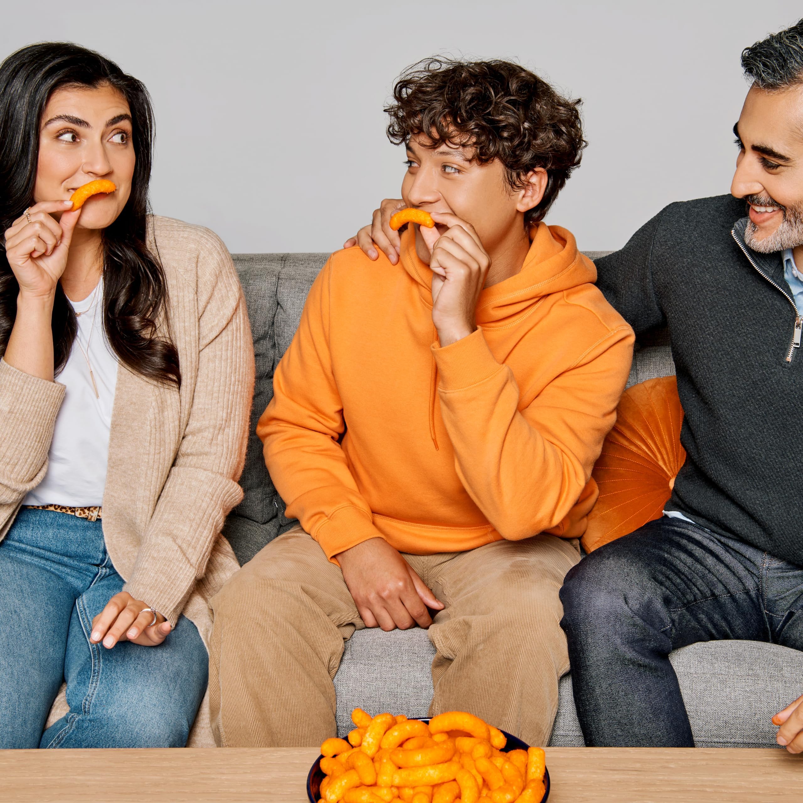 Frito-Lay Doritos & Cheetos Mix Variety Pack, 2.42 Pounds, (Pack of 40)